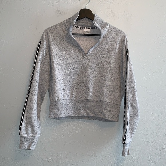 Vs cropped half zip